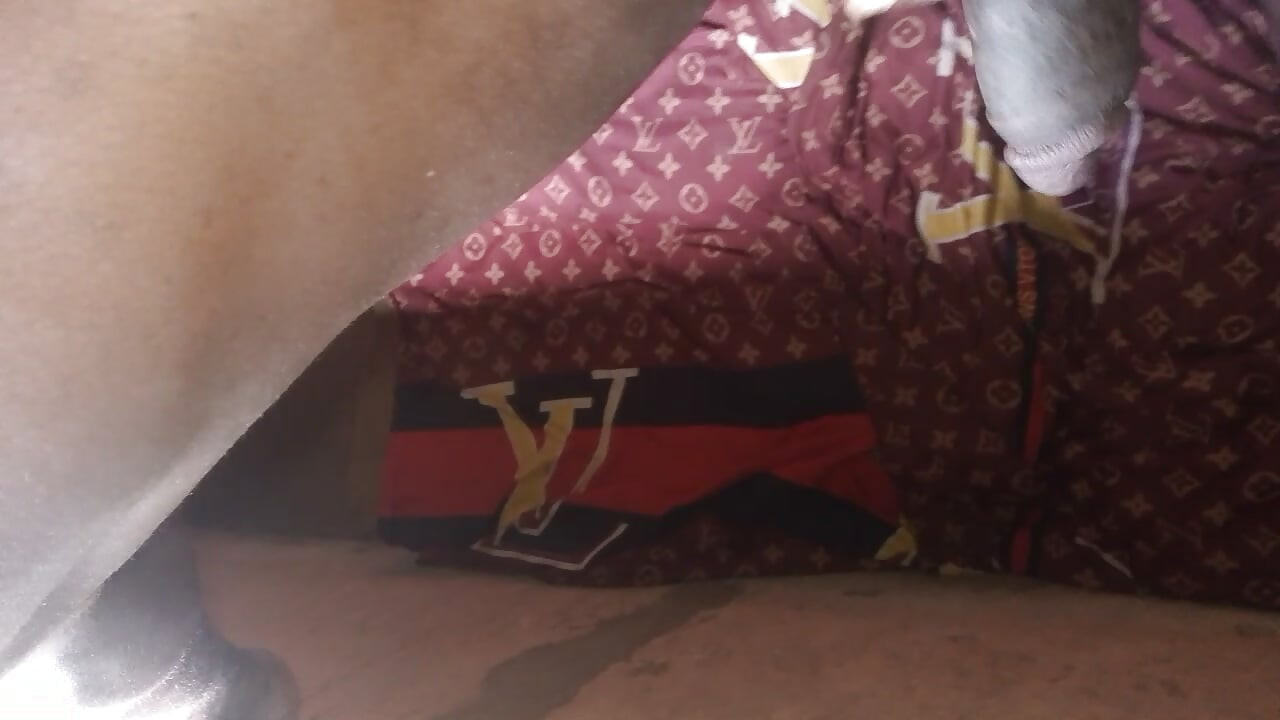 Malinis na titi na naghahanap ng puke