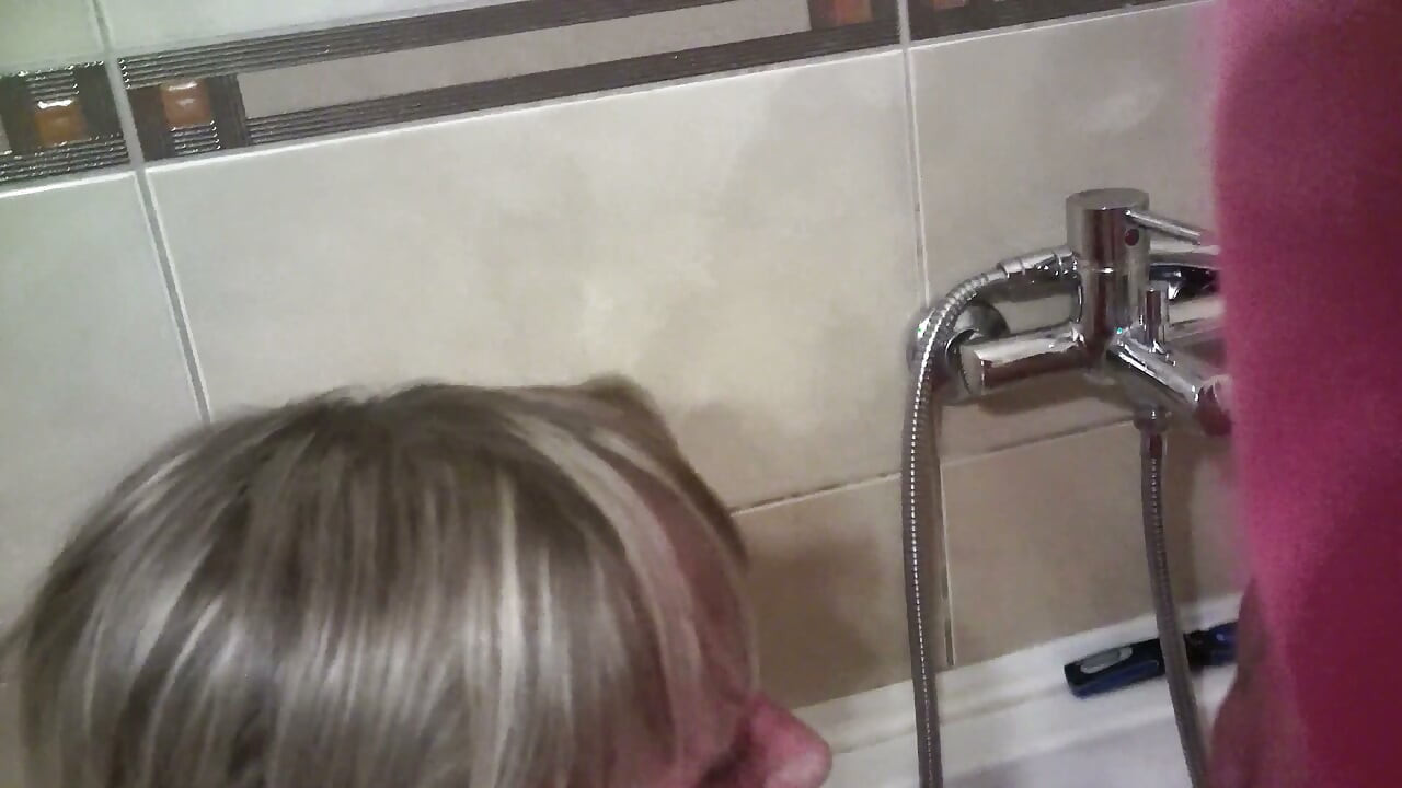 Shaved Orgasm Squirted