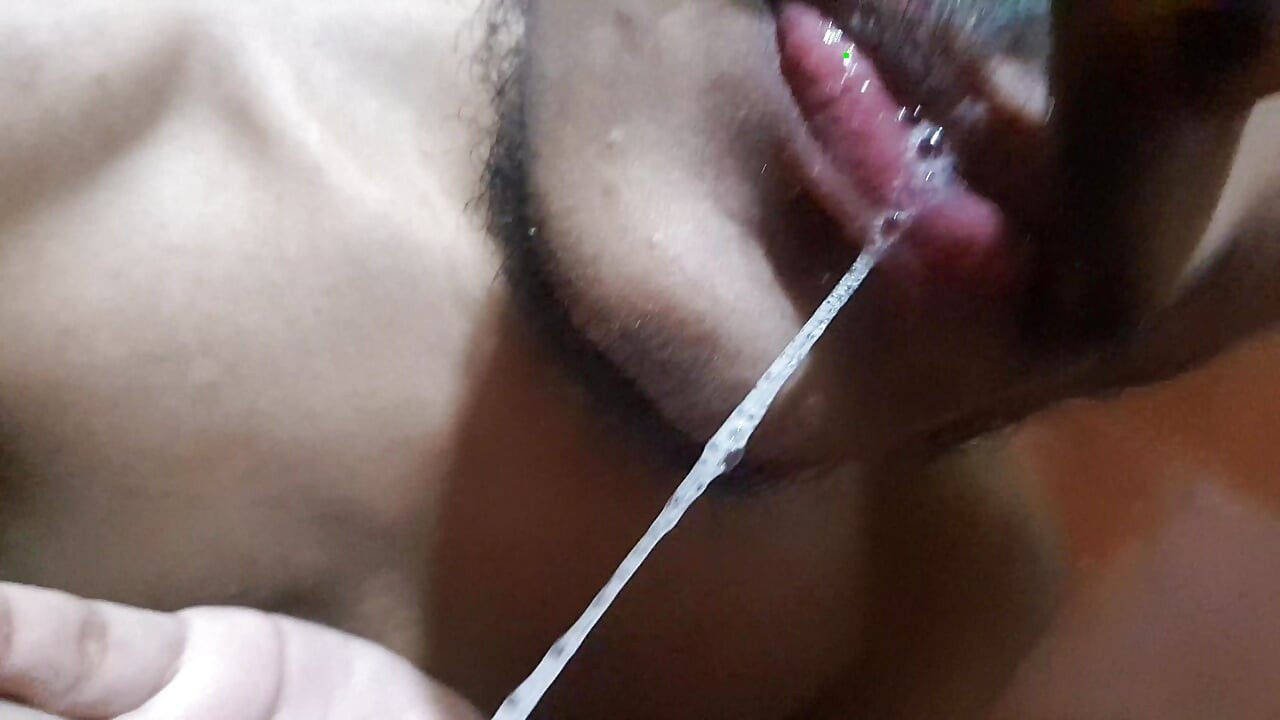 Desi seksi dečko svršava