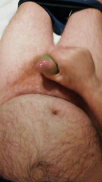 Britânica peluda ruiva papai urso masturbando com manga punheta