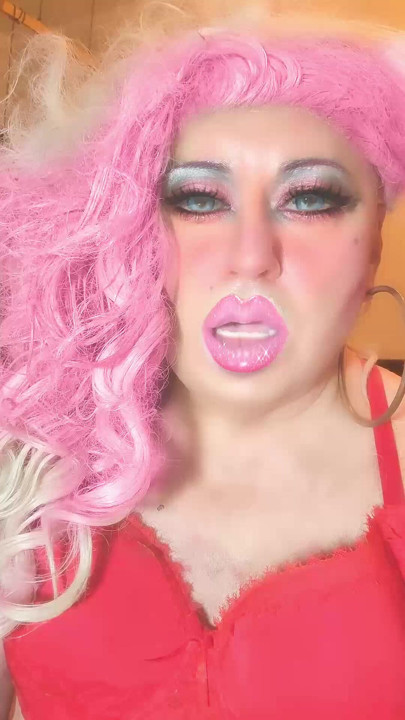 HOT ranny Laura with a heavy makeup dirty talk After Dark.