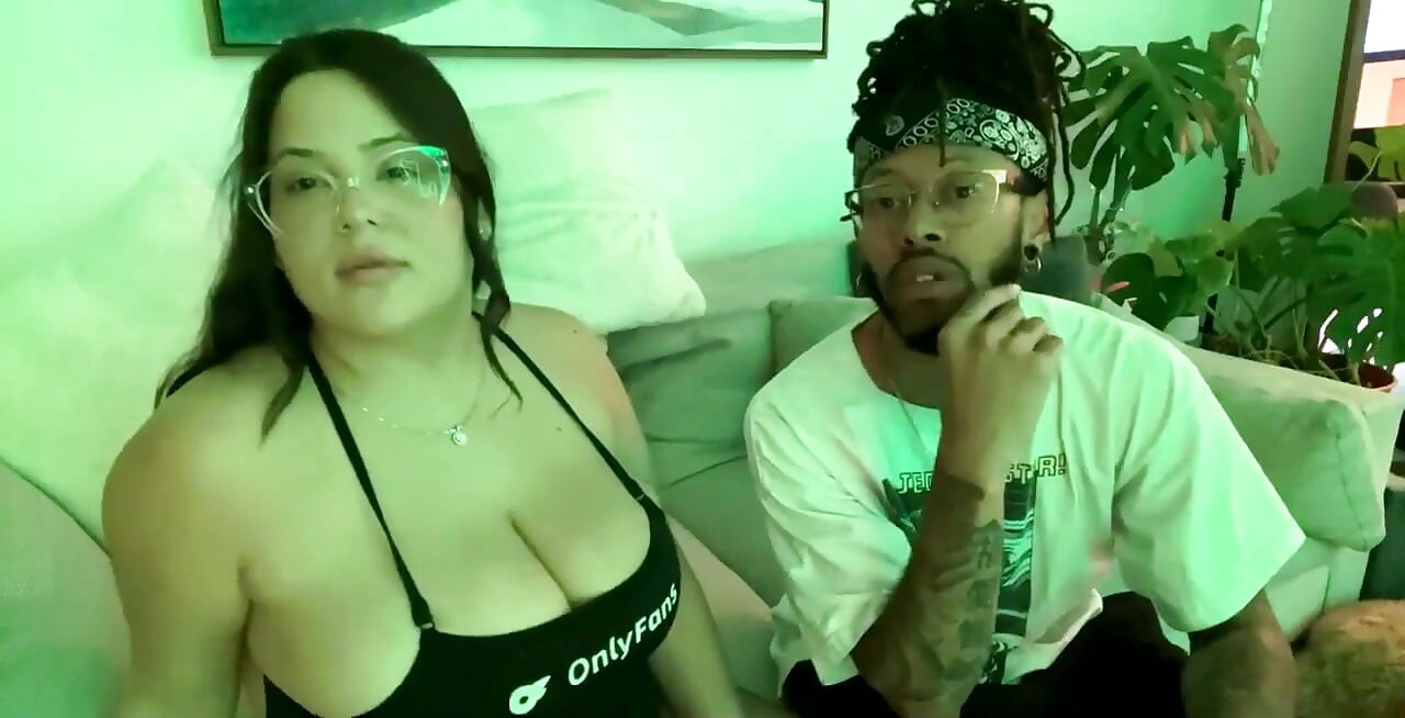 Live Stream with Dani Valentina