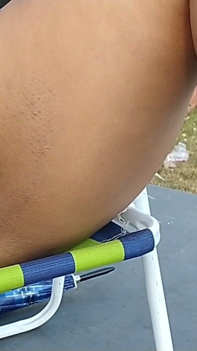 finger on like and cameltoe | Clip 1