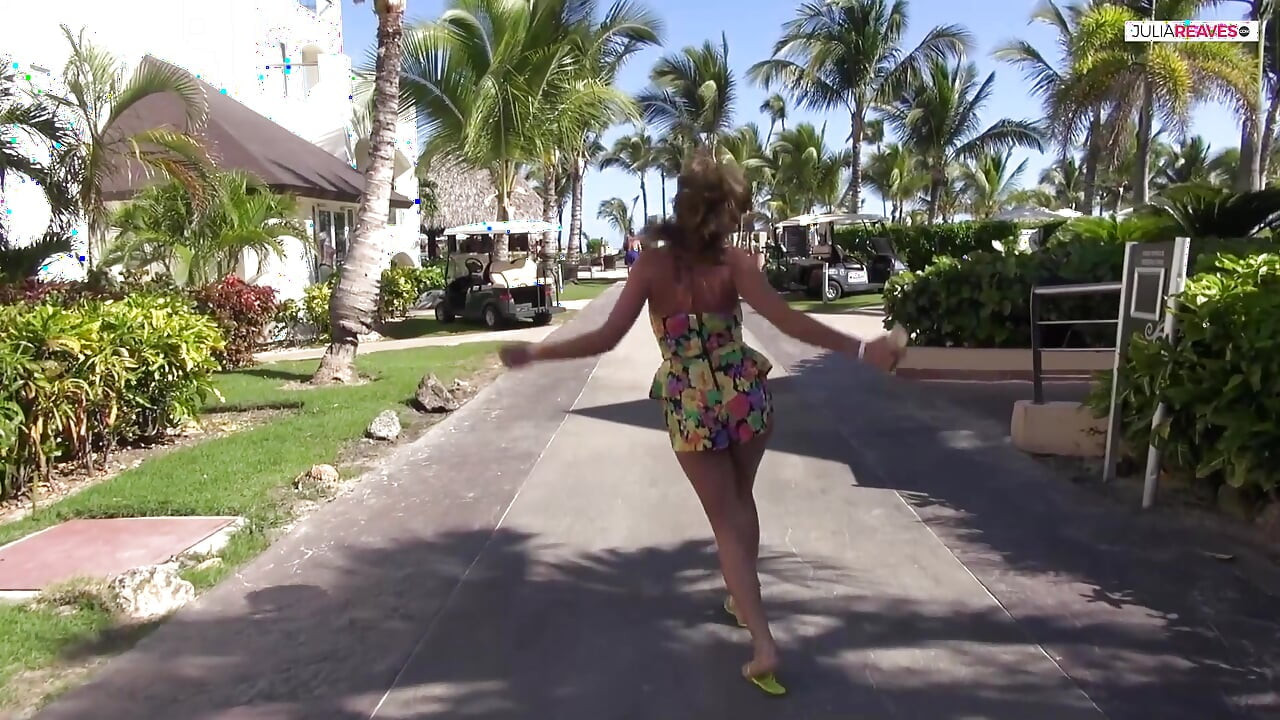 Fucking near the beach in Punta Cana