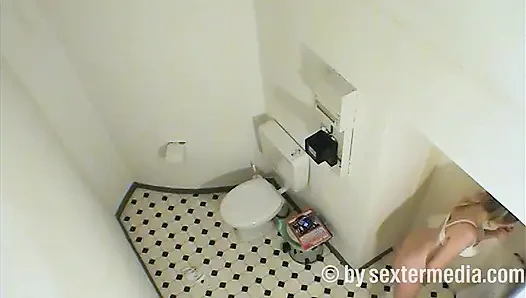 Amateur Phone Sex on the Doctor's Toilet