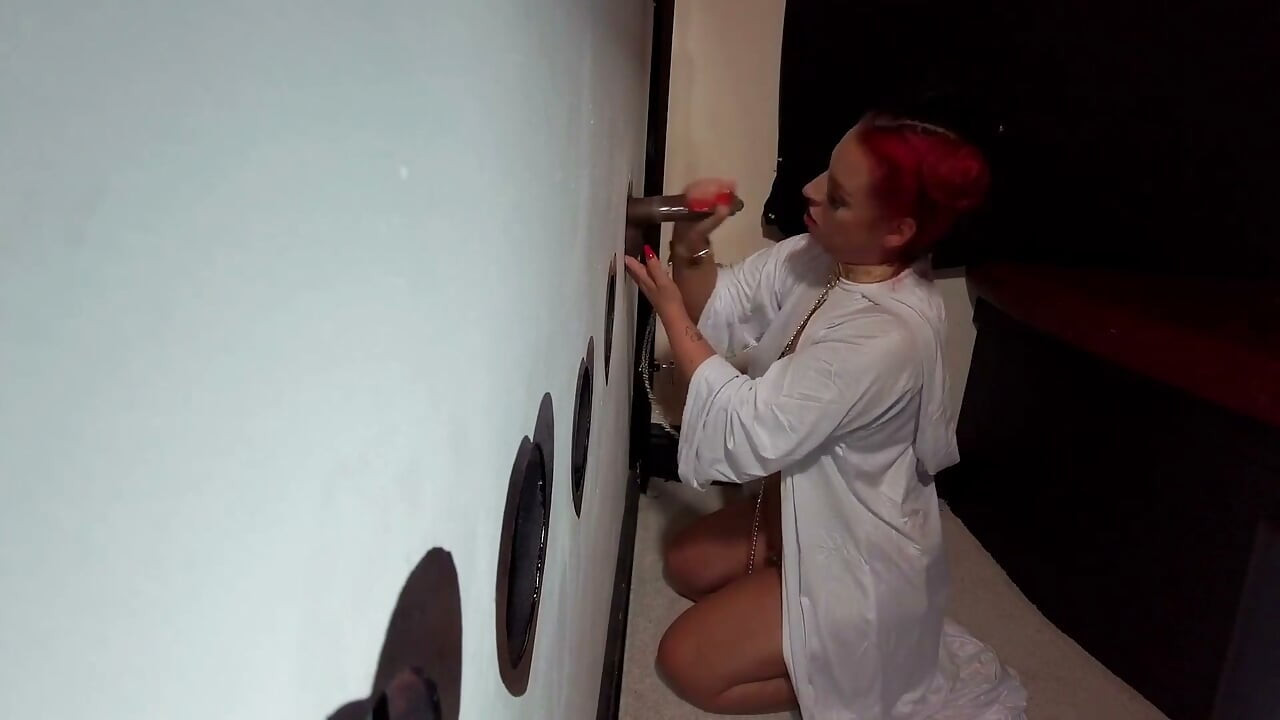 Roxys Den Glory Hole - Cheri Pi Filming Klipy VR Bts