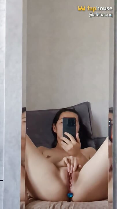 Masturbation in Front of the Mirror, Homemade MILF Videos