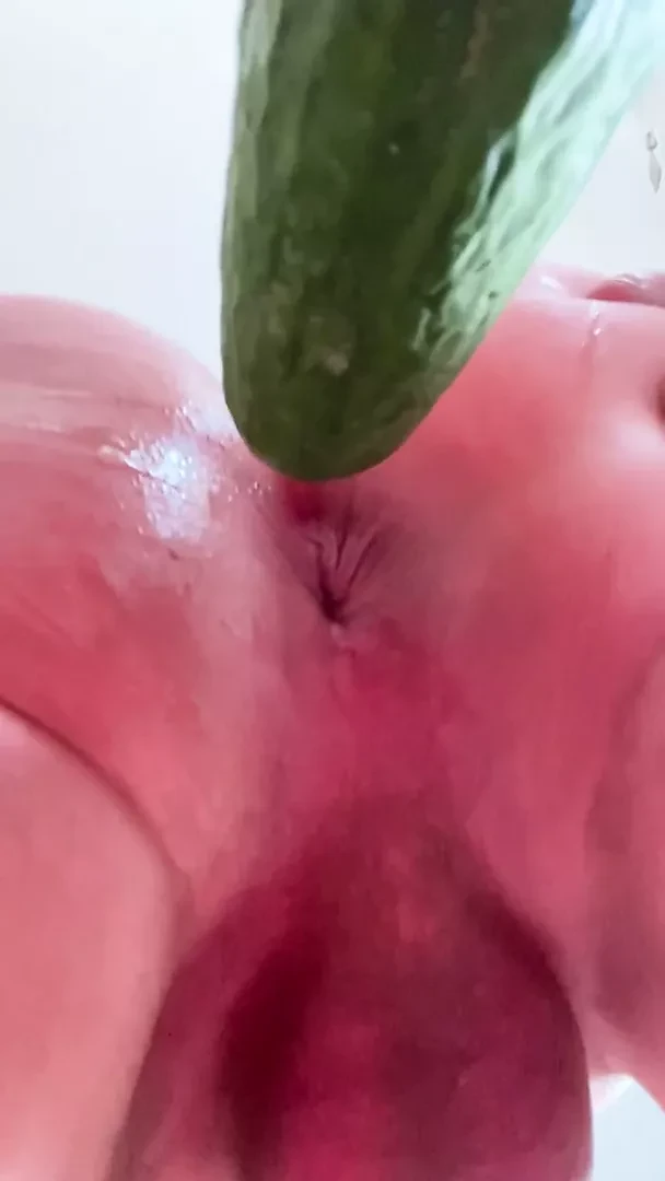 Want to geht a Dick in my Ass, but do Not find one