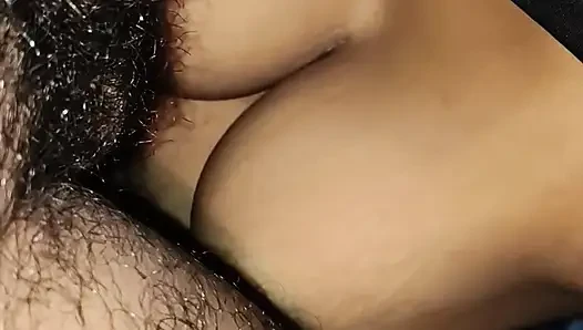 Kakak ipar Delhi ngentot kontol