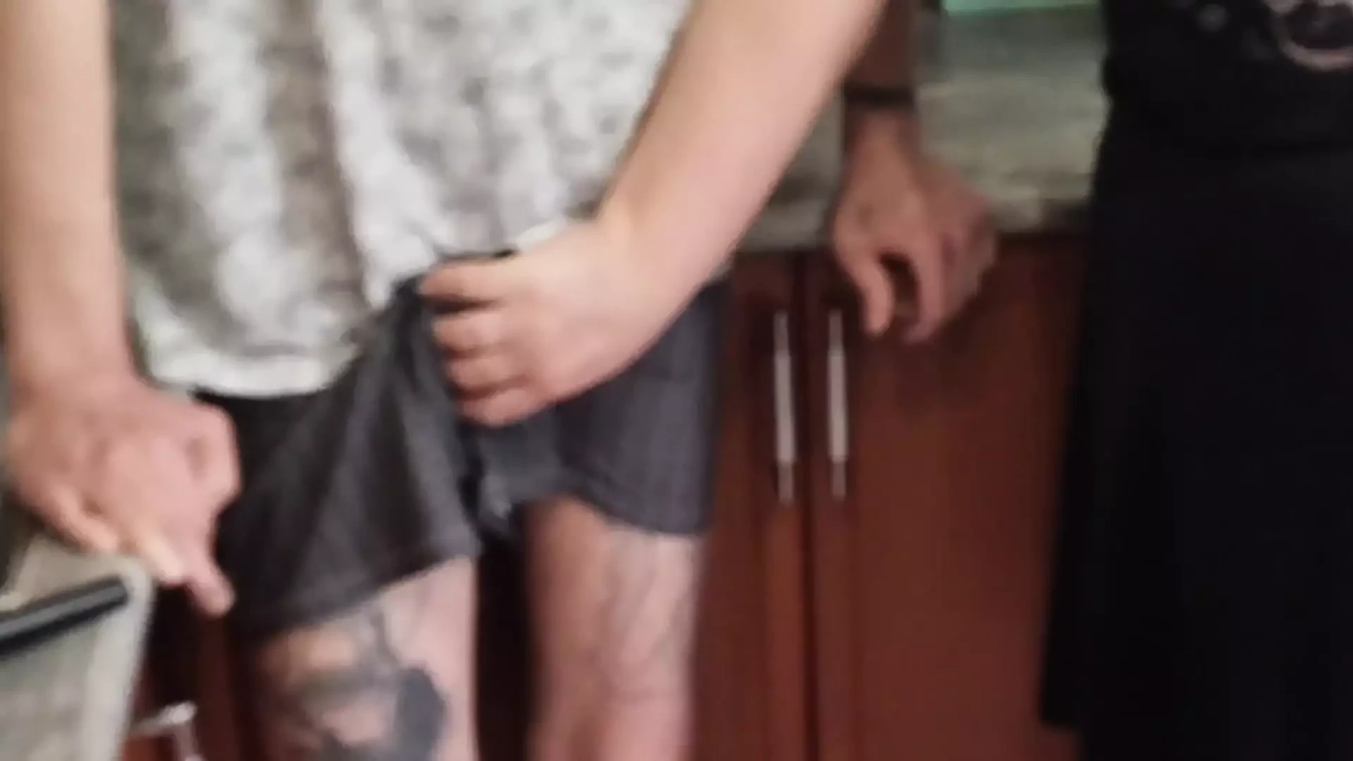 Mother-in-law jerks off to a cumshot before lunch