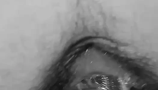 Memekku dicrot di dalam sambil menunggu,,,