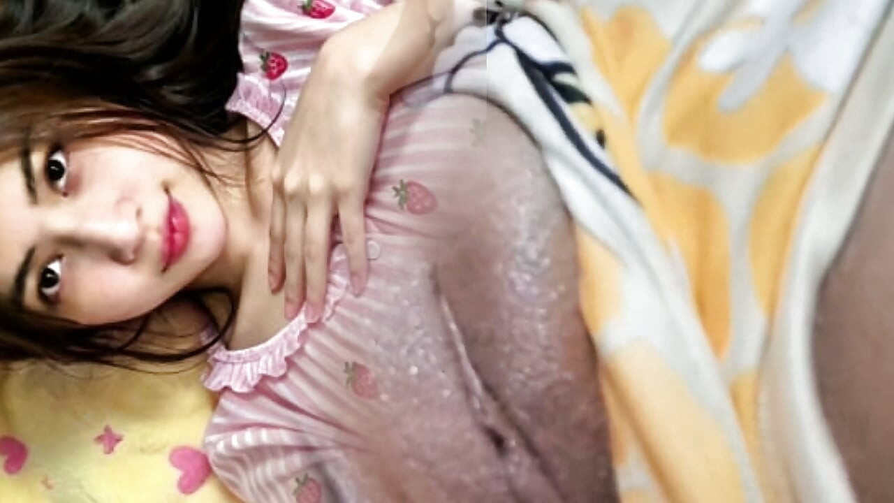 My stepdaughter sends me a video masturbating and touching herself