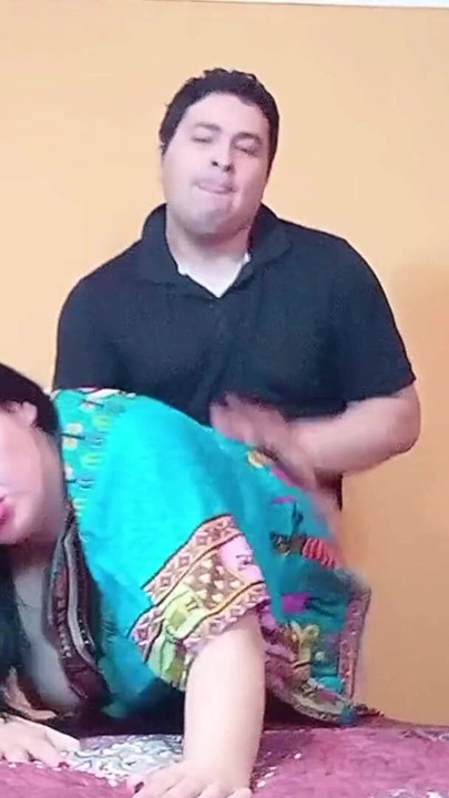 I found an Indian aunty alone at home and fucked her from behind. | Clip 1
