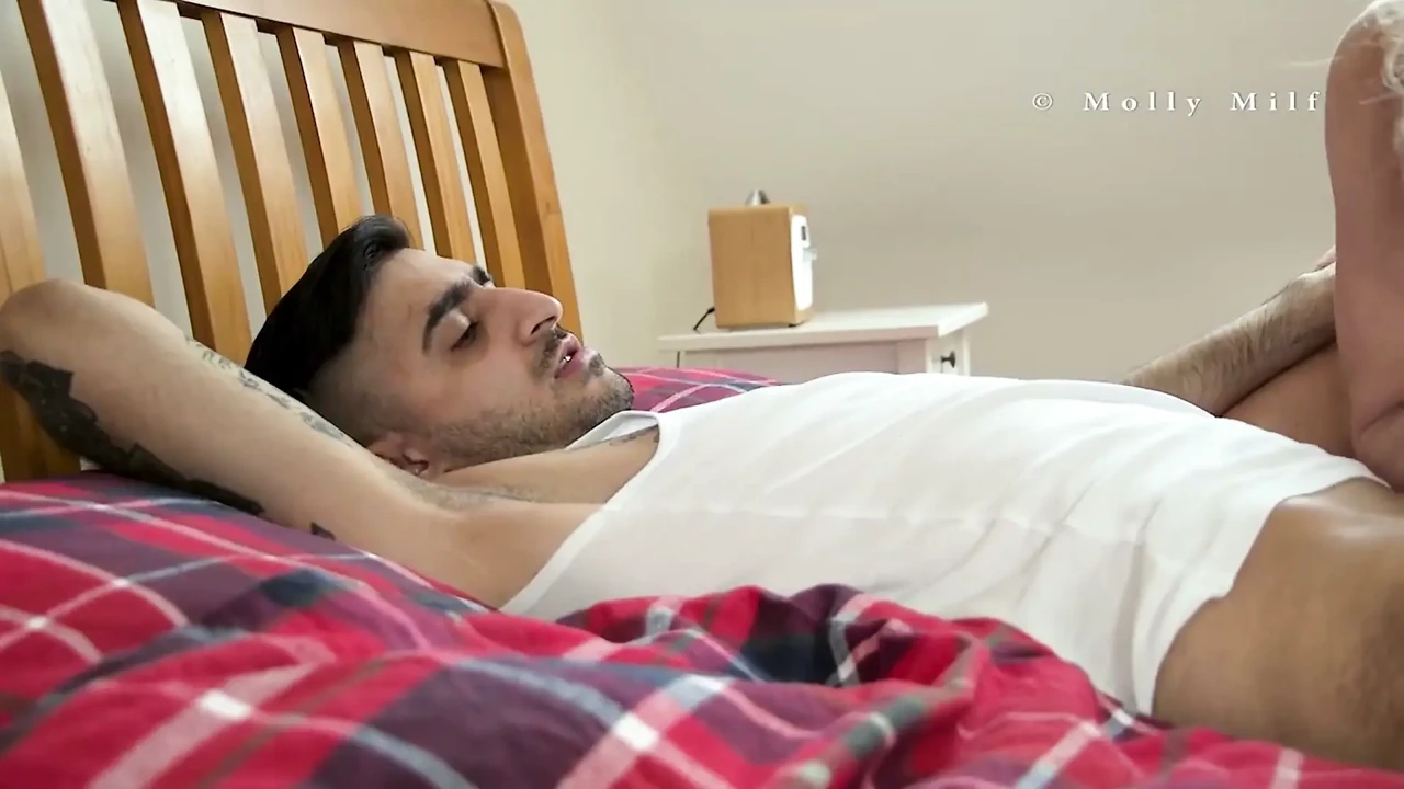 Young Asian Toyboy Enjoys Hot British MILF Pt3