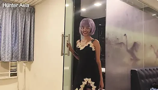 Küçük memeli genç kız erkek arkadaşı tarafından sikiliyor