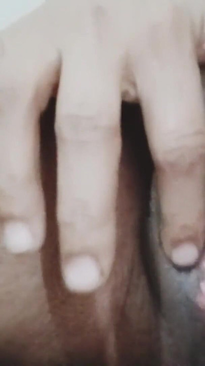 Desi Bhabi ki Piyasi Phudi loray ki Talash mei | Clip 1