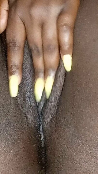 Pussy Play (UpClose)