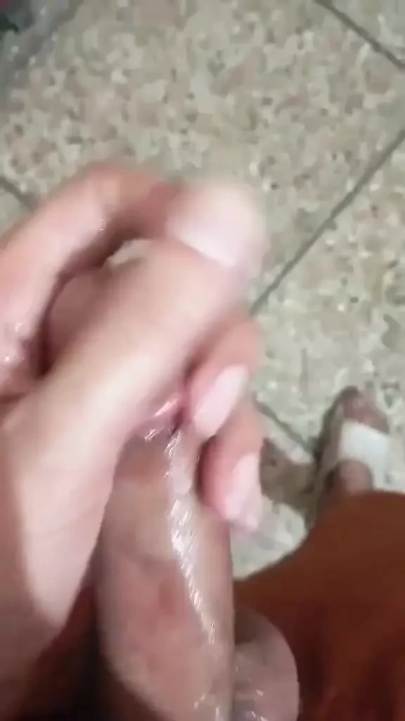 Moj veliki kurac svršava