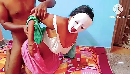 Desi hausmädchen macht sich bereit, von ihrem besitzer für seine großzügig-tamilische Audio mit echtem lautem stöhnen zu ficken