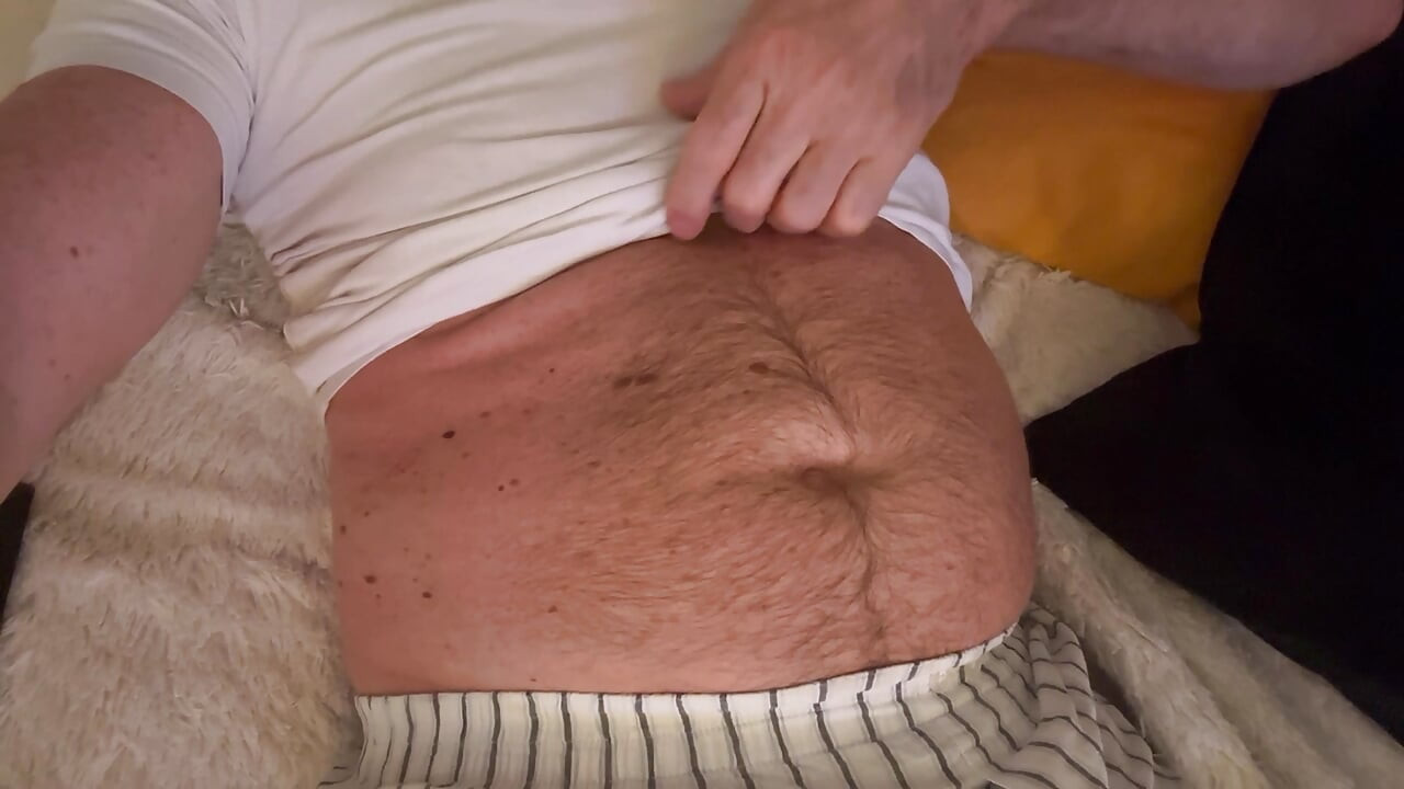 DADDY MAKES HIS UNCUT COCK CUM