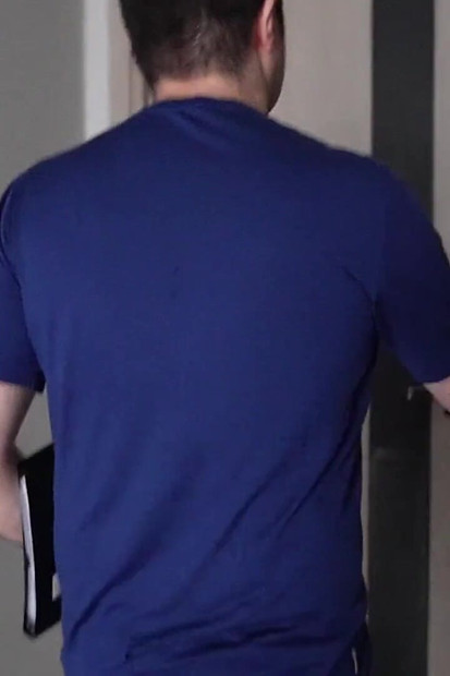 मेरी पत्नी मेरा इंतजार कर रही है