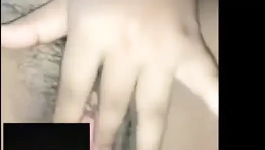Görüntülü görüşme seksi
