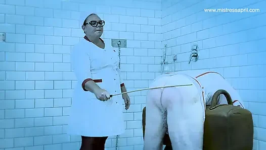 Dominatrix sahibe April - beyaz oda - saf dayak
