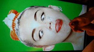 Трибьют спермы для Miley, замедленная съемка 1.6.21