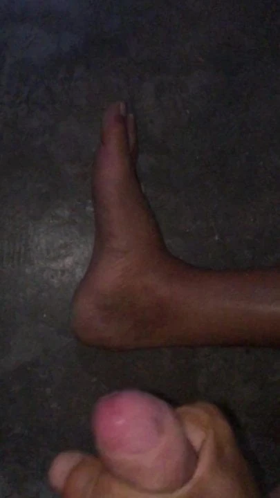 Cumming on my foot