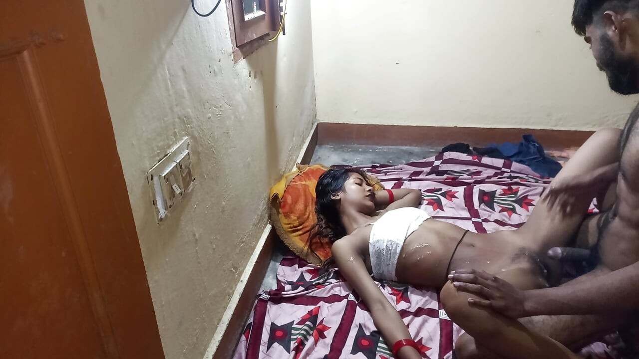 Indian teen Village desi wife nude sex in night