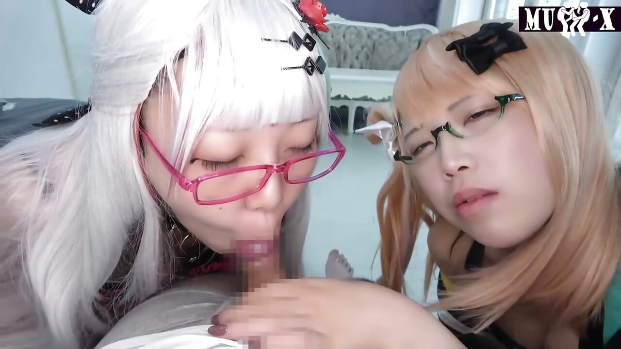 Paco Cosplayer Τρίο Συνεχίζεται Διπλή πίπα Διπλό Creampie Friendly Flex 1ο