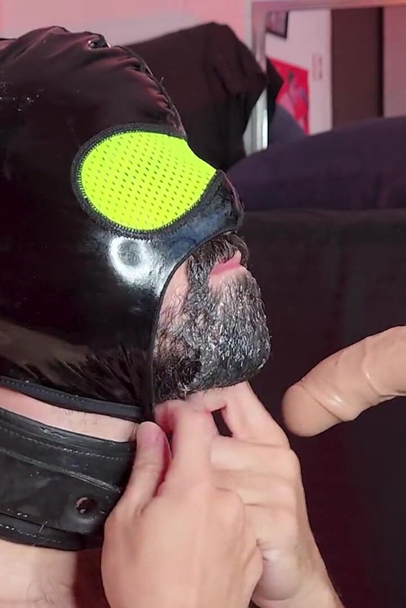 May 2026 Live - Ricky Cage Deepthroats Machine Cock