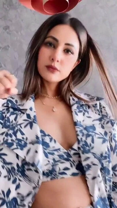 HINA KHAN:- I Real Mistress
