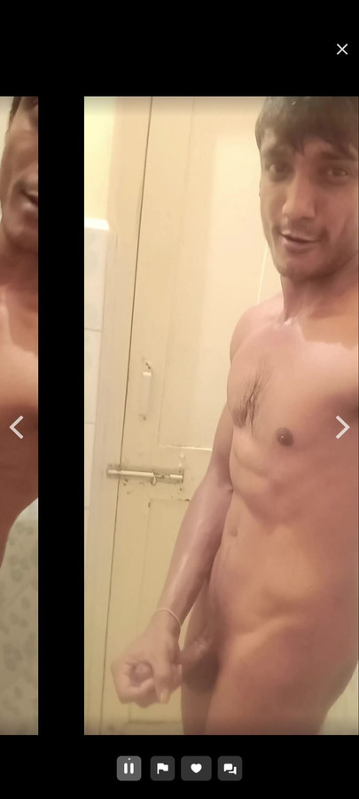 俺のチンコをしゃぶれ