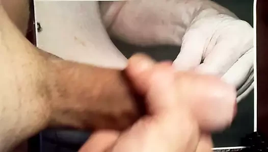 cg 9'a saygı duruşu
