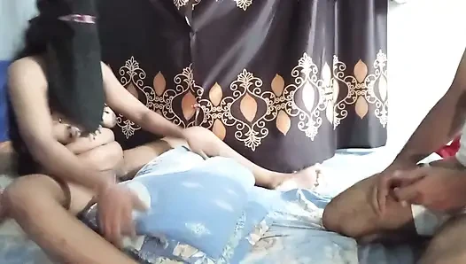 Мусульманские женщины трахаются в хиджабе