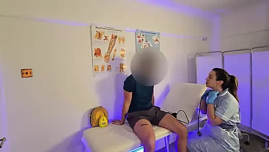 Echte Britische Krankenschwester Bläst Mich in Der Klinik!