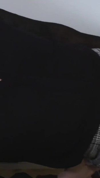 Emotional moment from "Azubi Lisa bumst mit Ihrem Chef auf dem Schreibtisch"