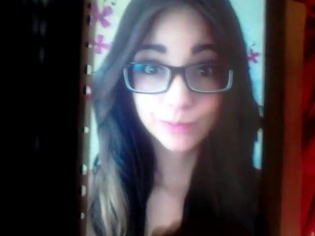 Tributo Caelike 10