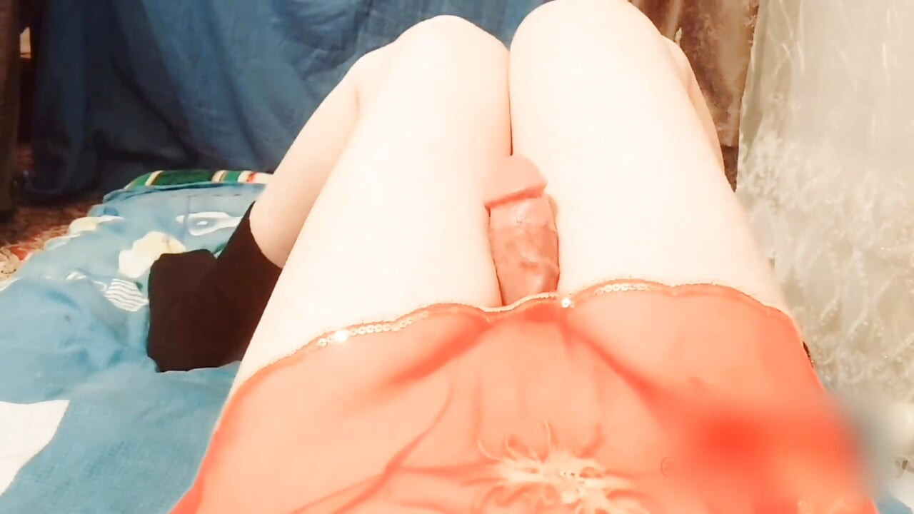 Hot Ladyboy Shemale Sexy Dancing in Front of The Neighbors