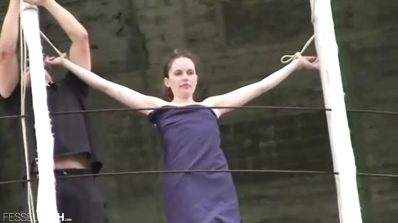 Public Bondage Session with MILF and boyfriend, this milf has tits so small they’re just nipples