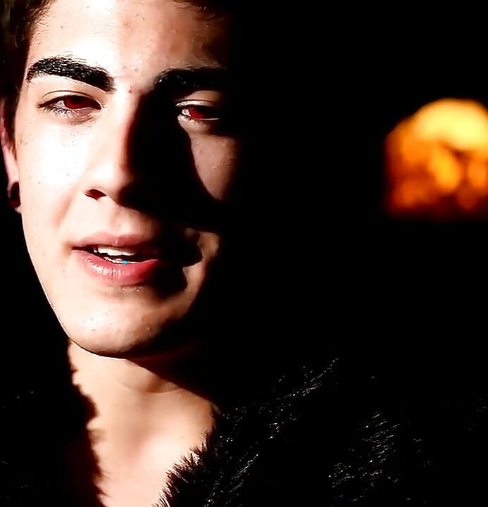 Handsome Vampire Rad Matthews Talks About Role