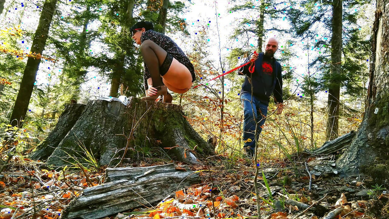 My Stepmom in the Middle of the Woods