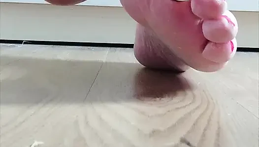 Die Kleinen Handschellen an Meinen Nackten Zehen