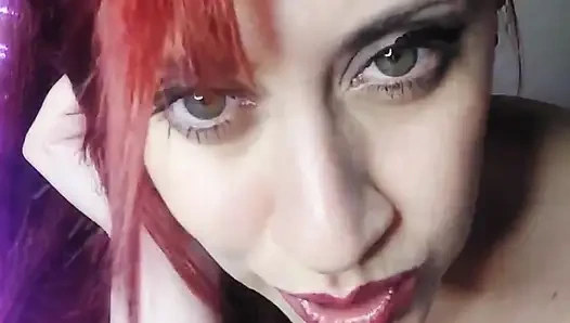 Gauchi-vampira mit durstig nach schwanz