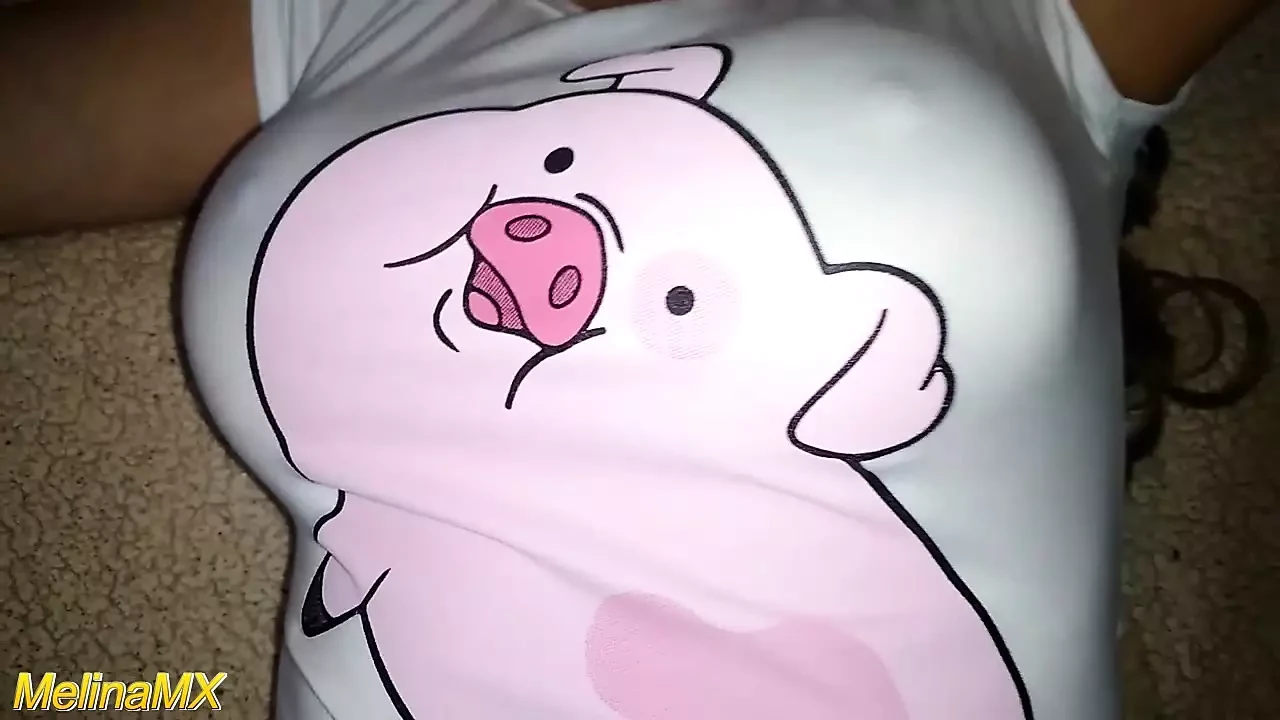 I find my stepsister in her pajamas and I fuck her before going to sleep
