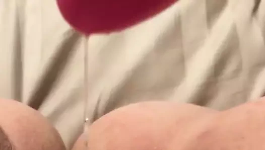 Çok ıslak bir kedi