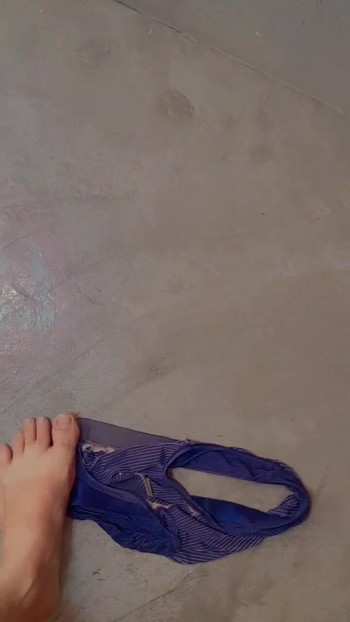 Key moment from "muth but di"