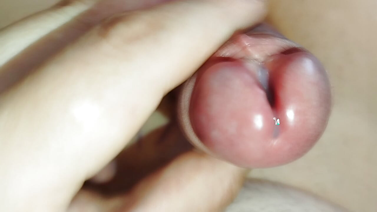 Halkaistu pää penis cum