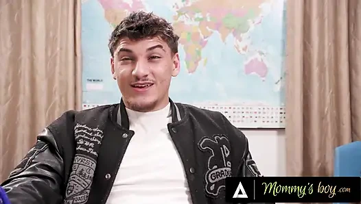 Kesayangan ibu - cowok berengsek ini ngentot sama bu guru seksinya adira allure setelah tes